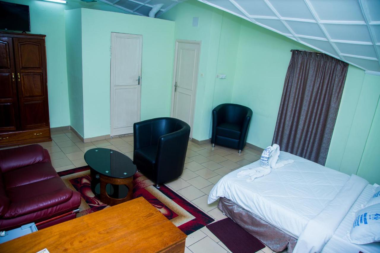 Residence Hoteliere De Moungali Brazzaville Exteriör bild