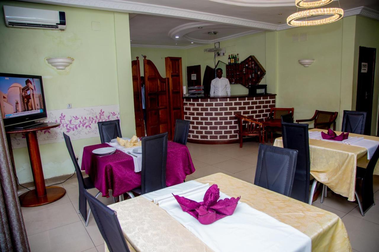 Residence Hoteliere De Moungali Brazzaville Exteriör bild